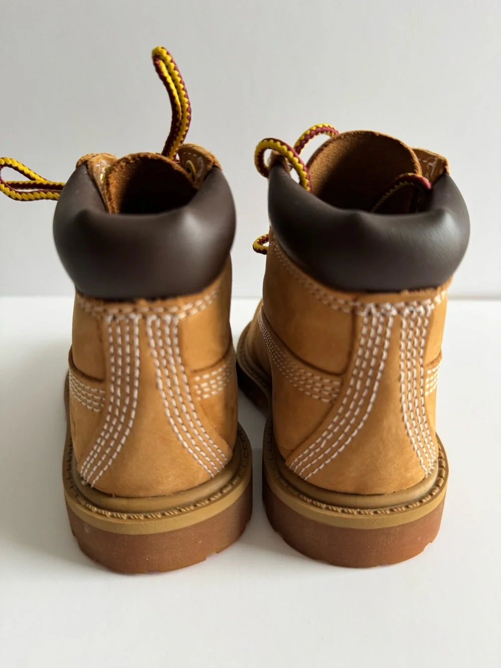 Timberland Kids Tan Lace-Up.
